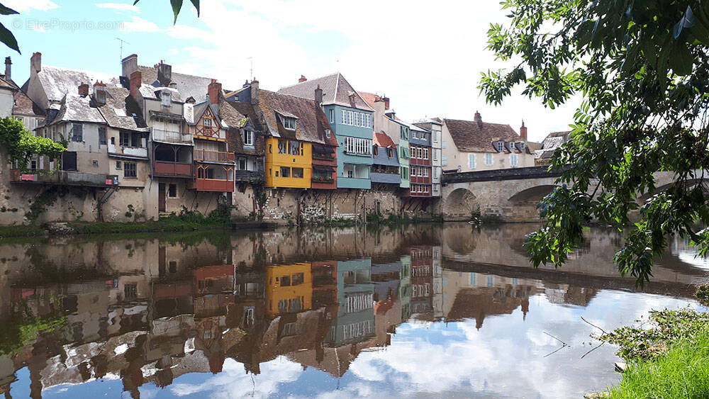 Maison à ARGENTON-SUR-CREUSE