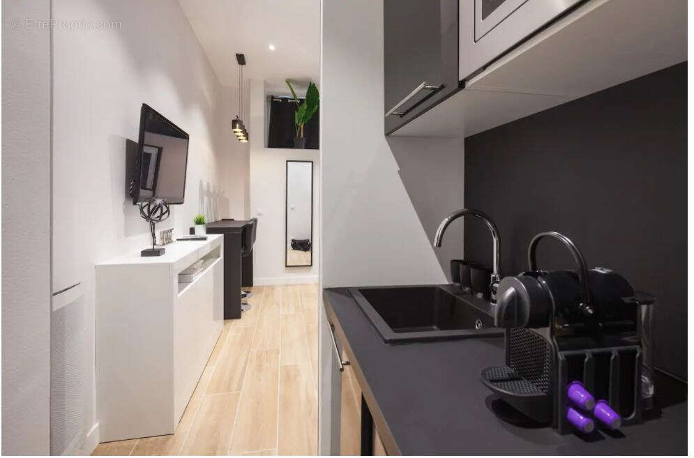 Commerce à PARIS-5E