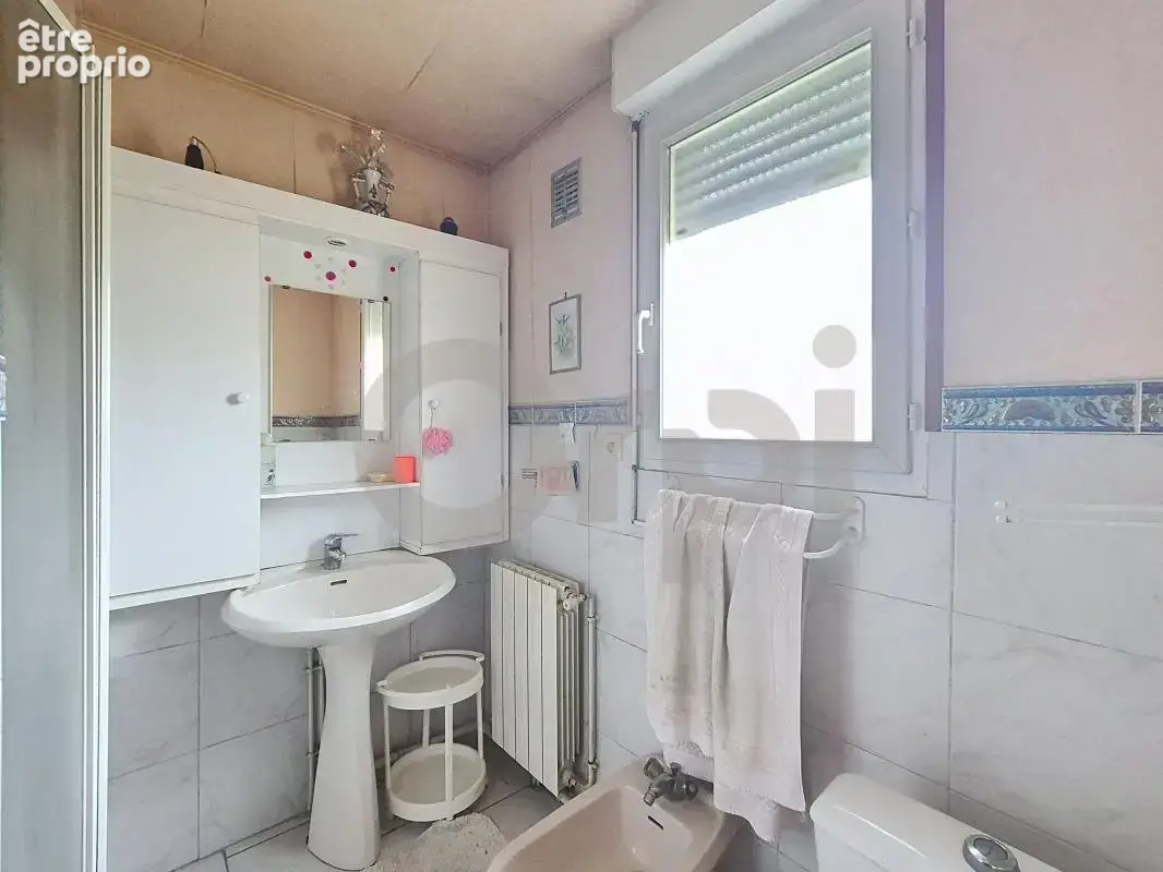 Maison familiale avec terrain et garage – La Rivière-de-Mansac - photo 8