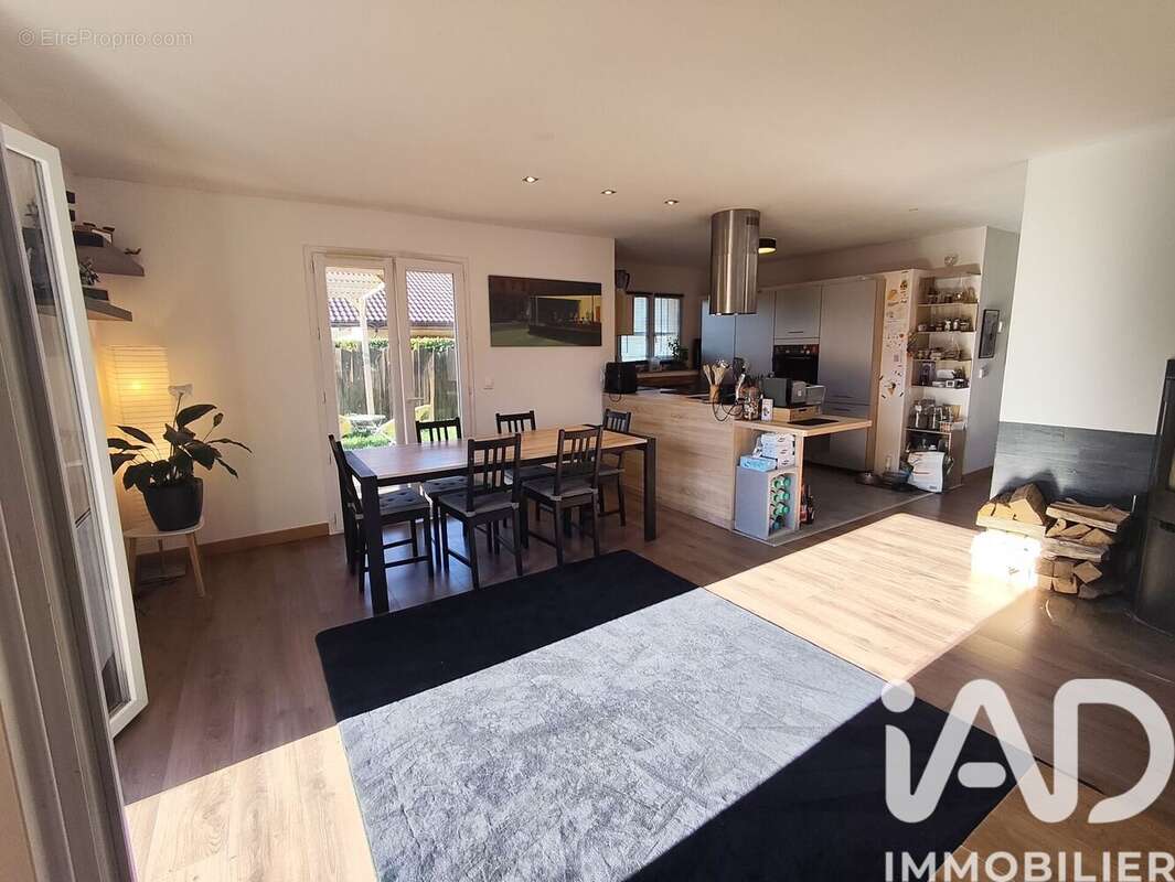 Photo 3 - Maison à EXCENEVEX