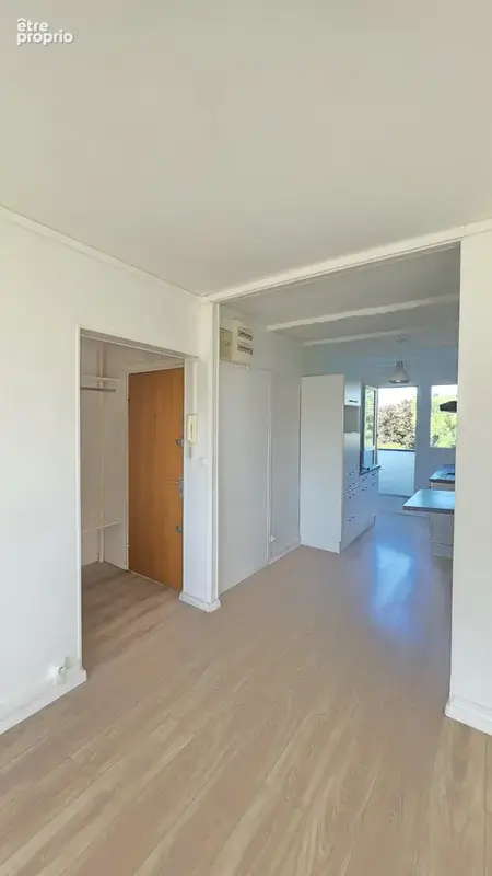 Appartement 3 pièces 55 m² à vendre à L'isle-Adam (95290) - photo 2