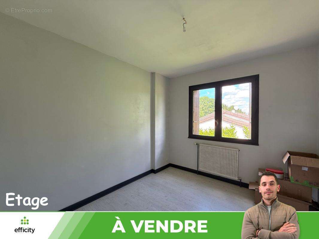 Maison 187 m² à Lhommaize  - photo 18
