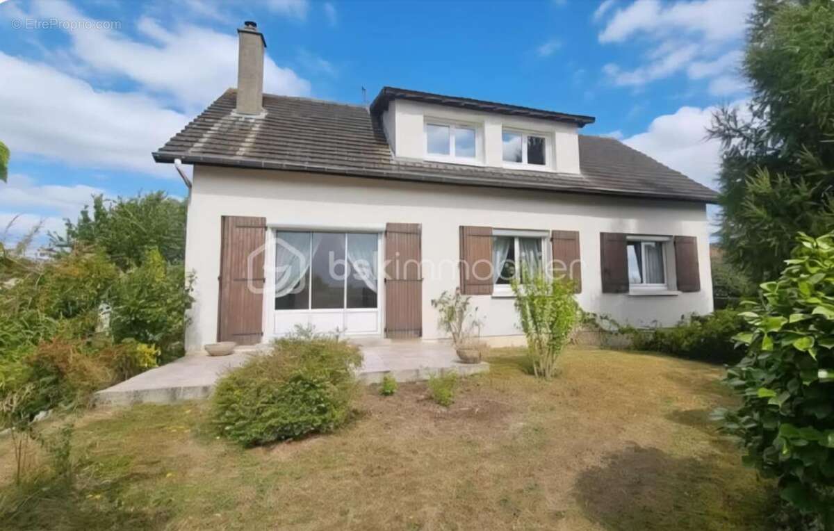 Maison à LE THUIT-SIGNOL