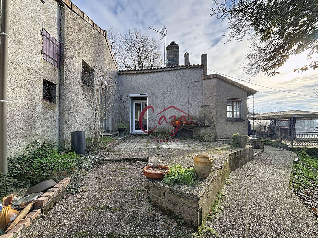 Maison à CAMBLANES-ET-MEYNAC