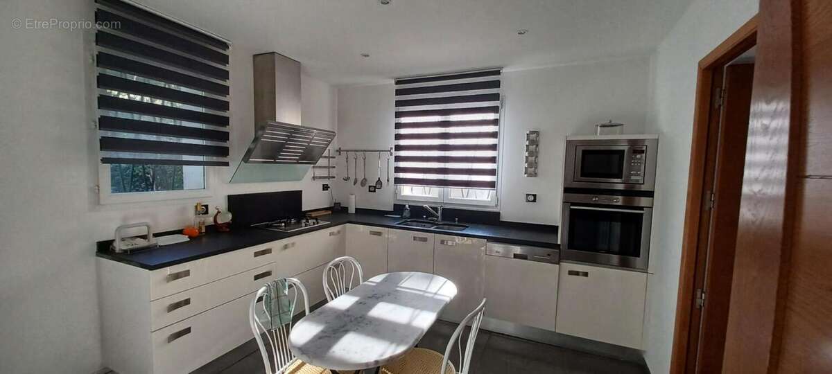 Maison à SIX-FOURS-LES-PLAGES