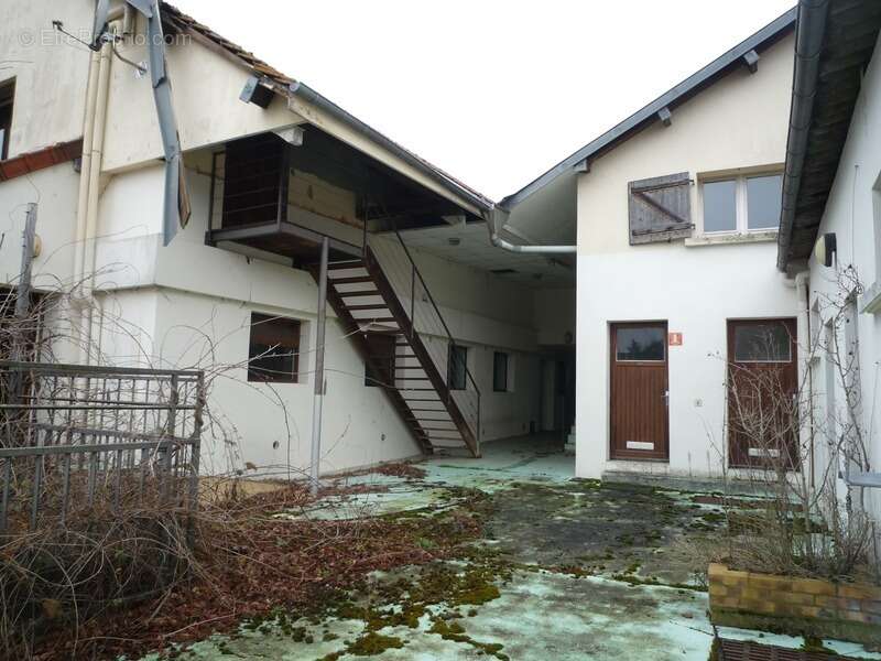 Maison à VERNEUIL-SOUS-COUCY