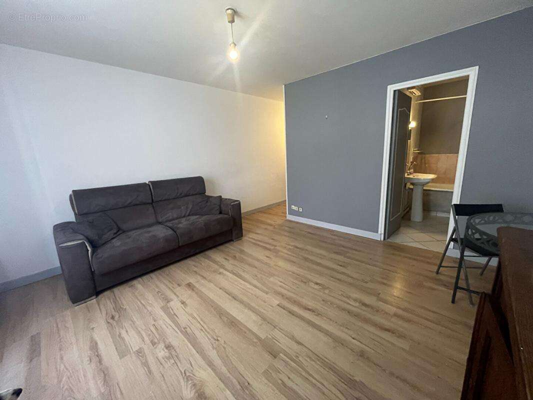 Appartement Gournay En Bray STUDIO 2 pièces 26 m2 - photo 4