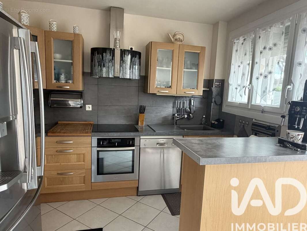 Maison 150 m² à Puygiron  - photo 7