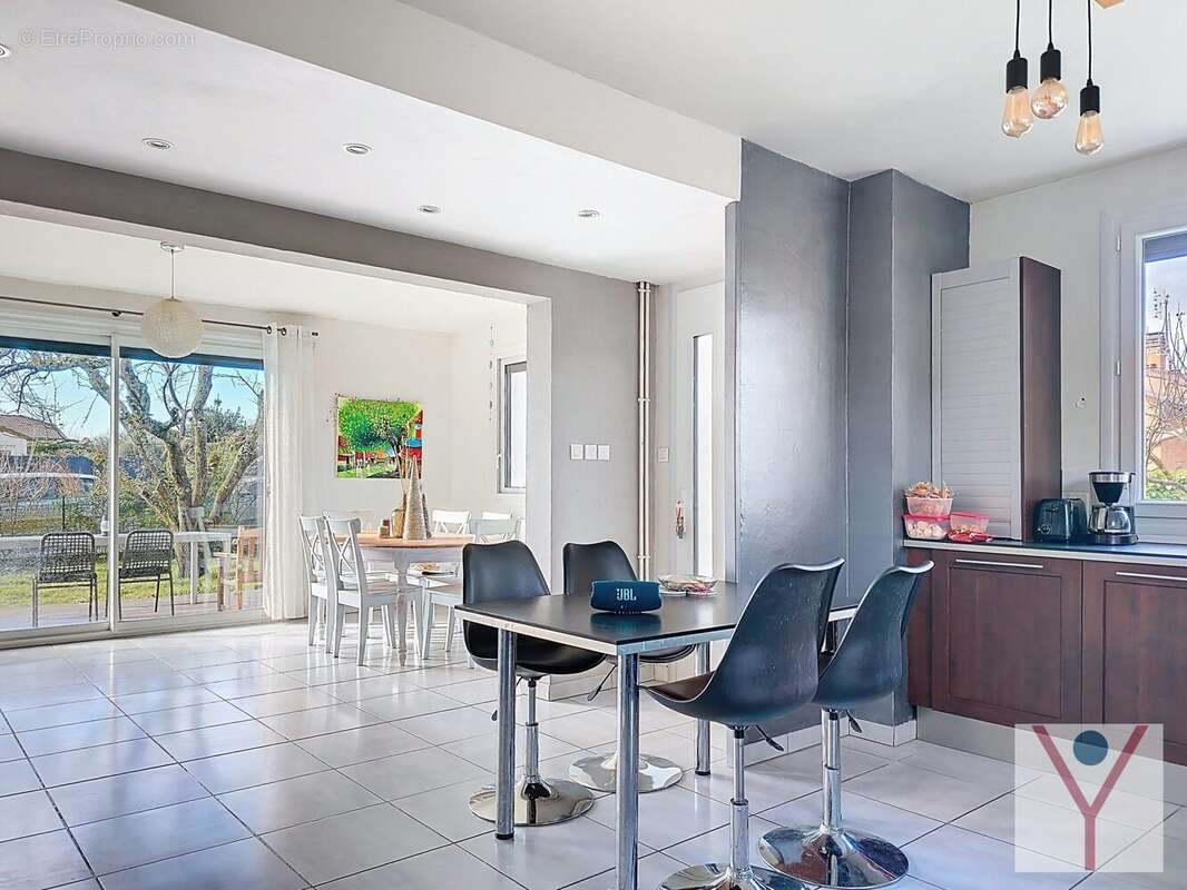 Maison à VILLARS-LES-DOMBES