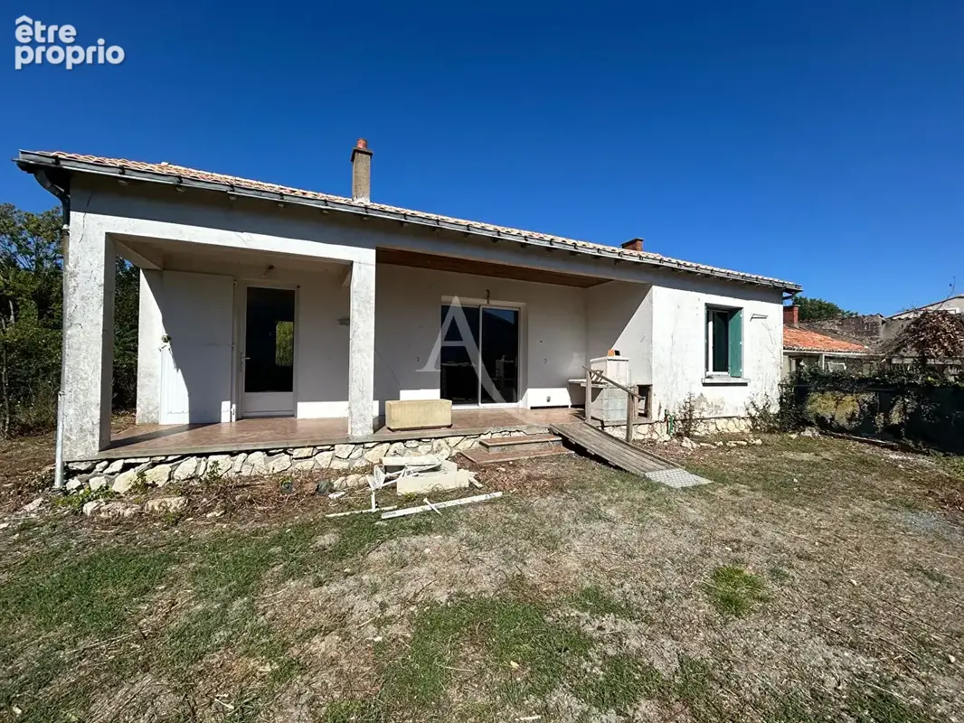 Maison à L'ILE-D'ELLE
