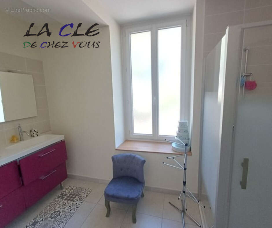 Maison à COULONGES-SUR-L'AUTIZE