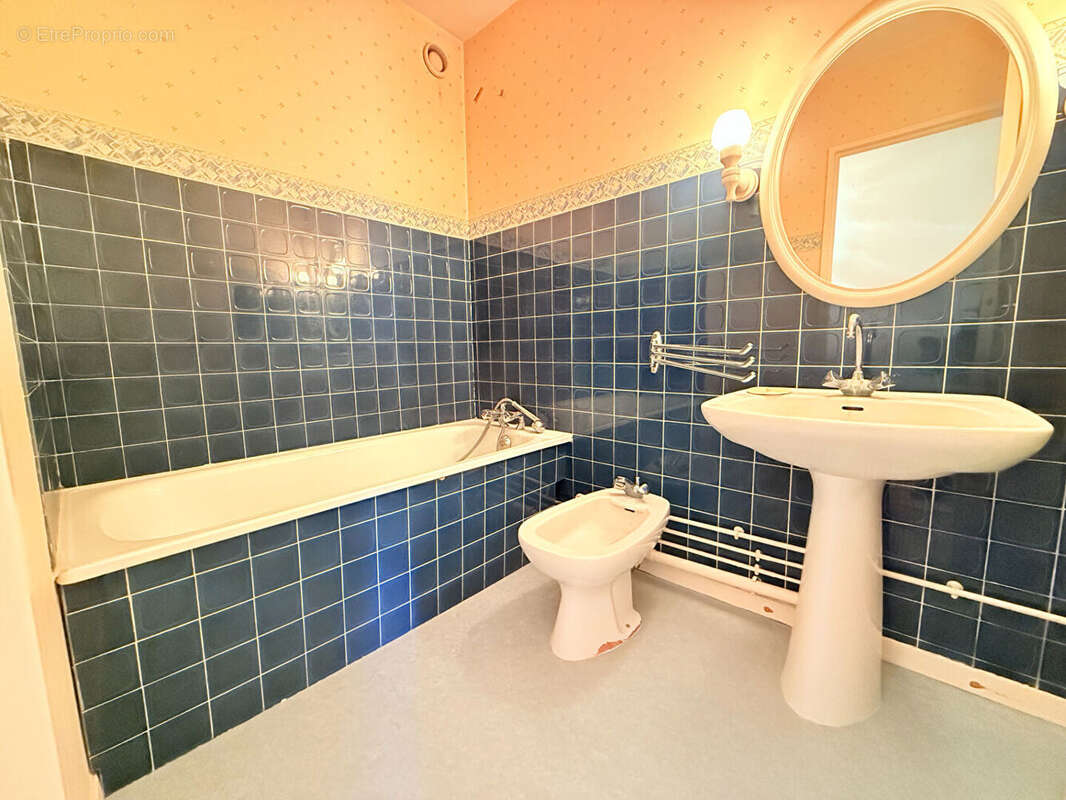 Appartement à LA CHAUSSEE-SAINT-VICTOR