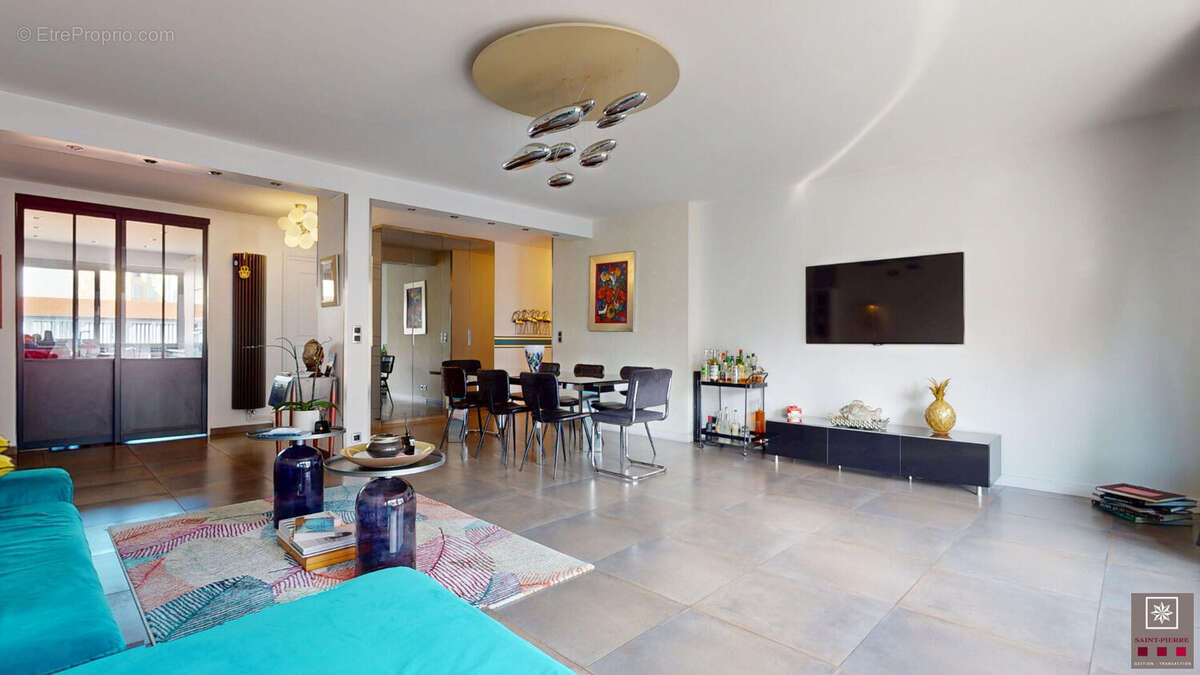 Appartement à LYON-6E