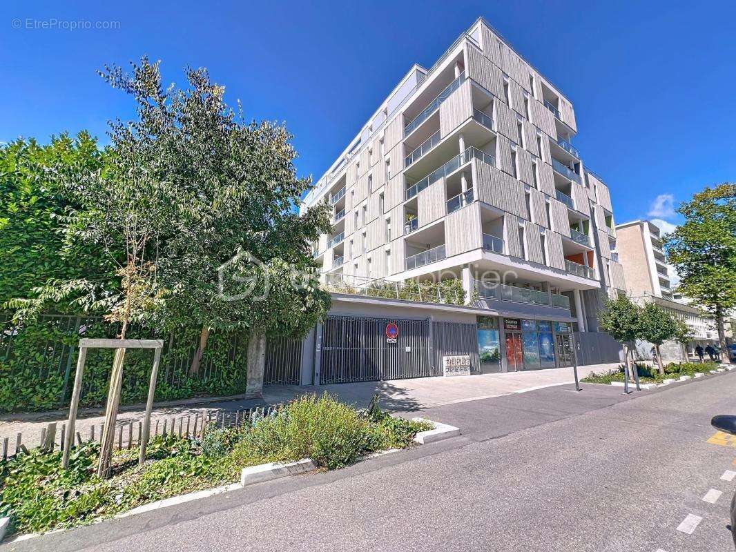 Appartement T3 de 70m2 avec terrasse - photo 9