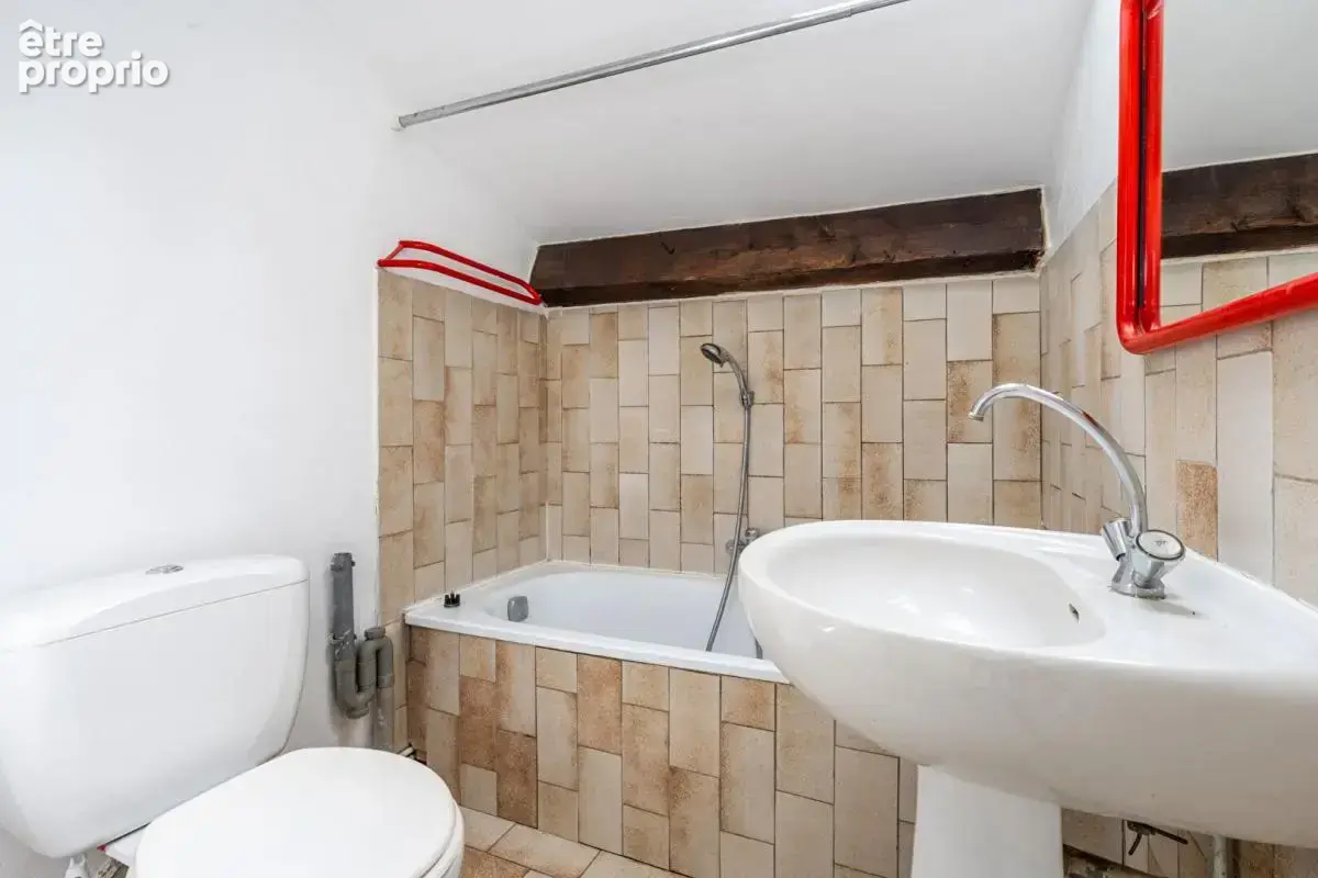 Appartement au calme sur cour : Lyon 7 de 39,84 m² au sol, 24.69 m2 Loi Carrez - photo 6
