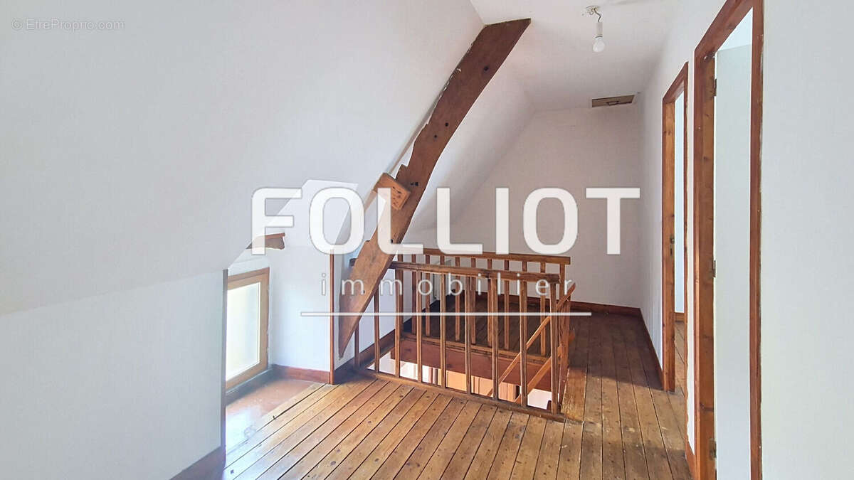 A vendre Maison en pierre au calme à Hudimesnil, proche Bréhal - photo 13