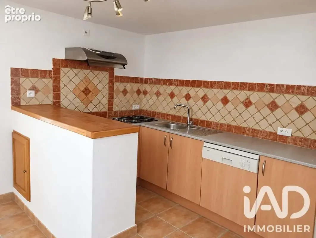 Photo 1 - Appartement à MIRABEL-AUX-BARONNIES