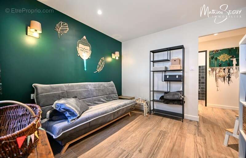 Maison à SAINT-MARTIN-EN-HAUT