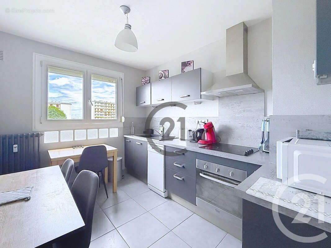 Appartement 76 m² à Troyes  - photo 6