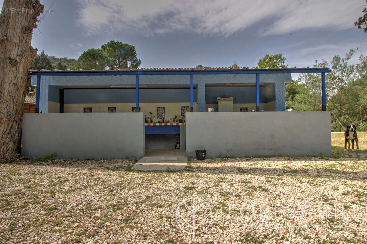 Maison à REYNES