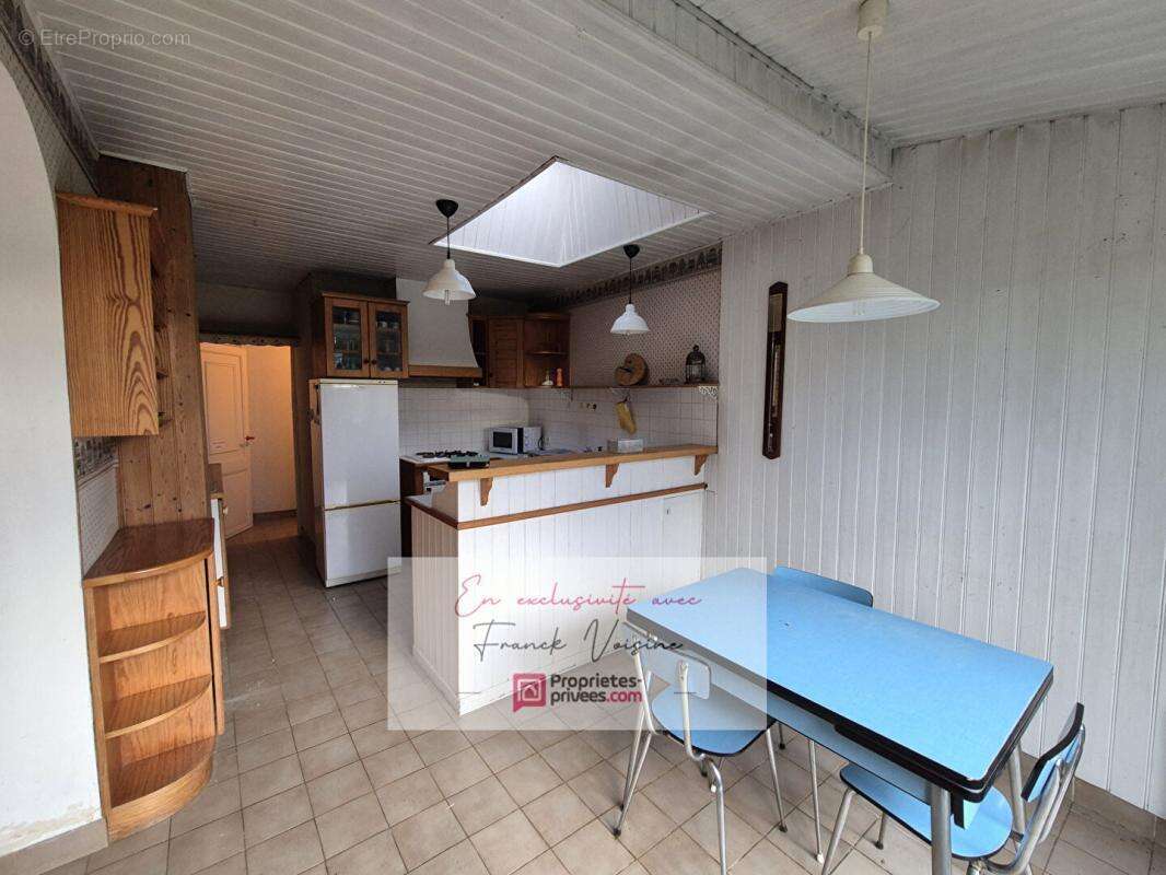Maison à MOUCHAMPS