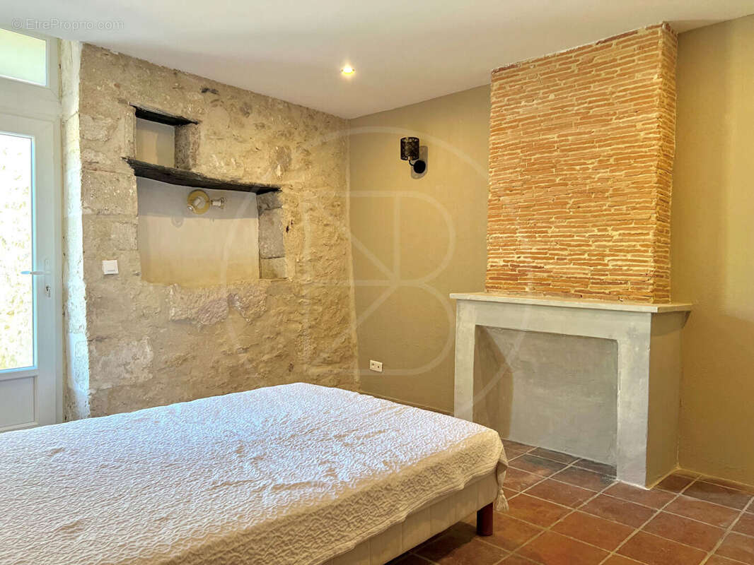 Maison à SAINTE-FOY-LA-GRANDE