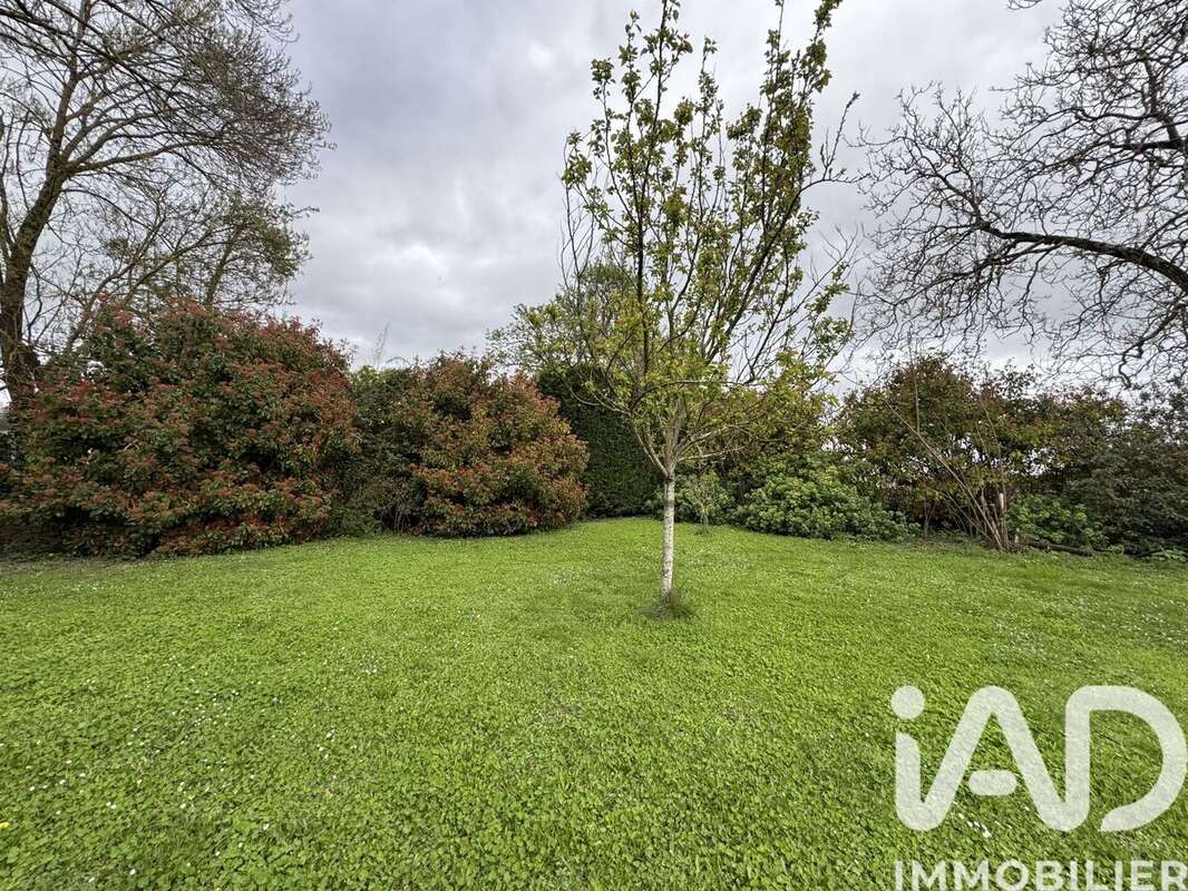 Photo 2 - Maison à BEAUMONT-EN-VERON