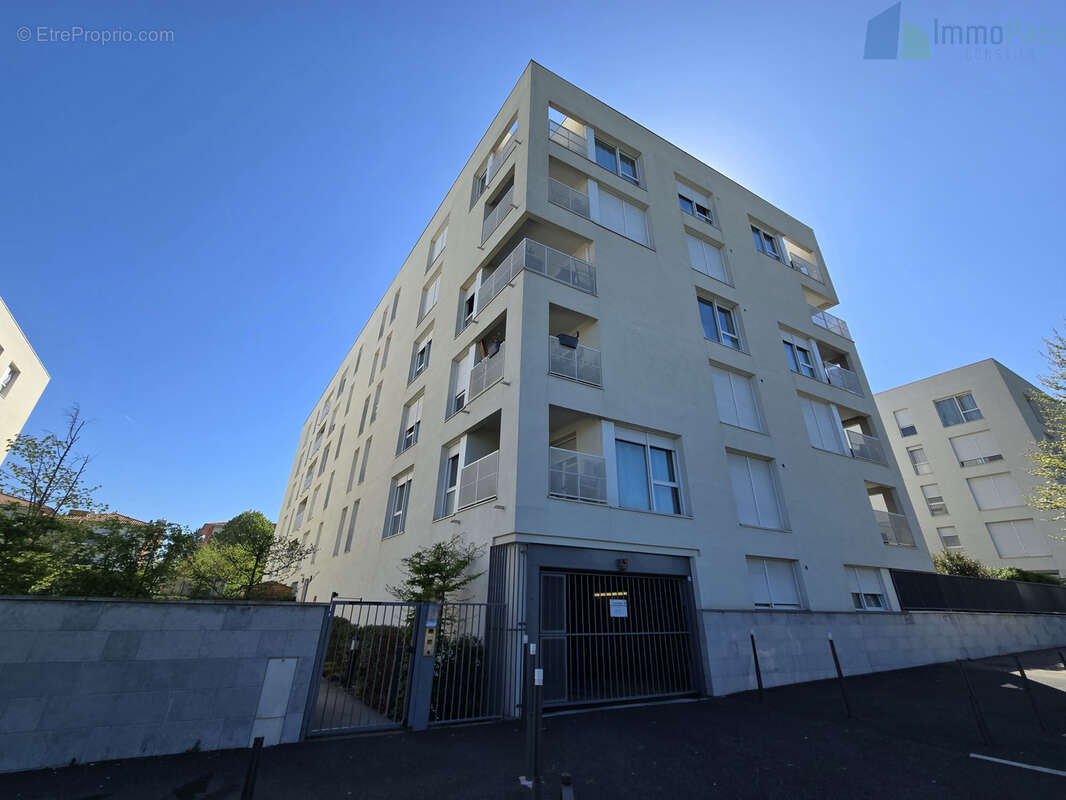 Appartement à VENISSIEUX