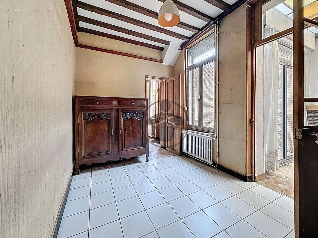 Maison à SAINT-QUENTIN