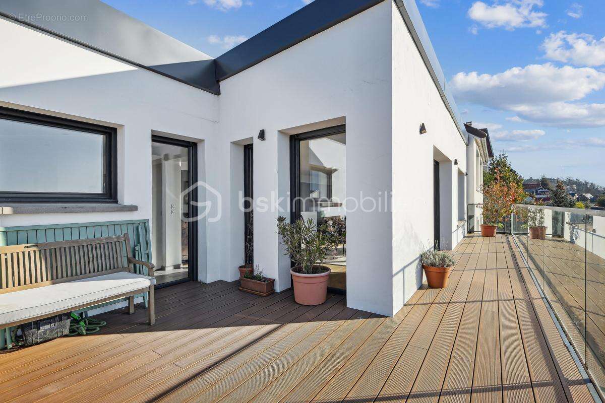 Maison à LE PLESSIS-ROBINSON