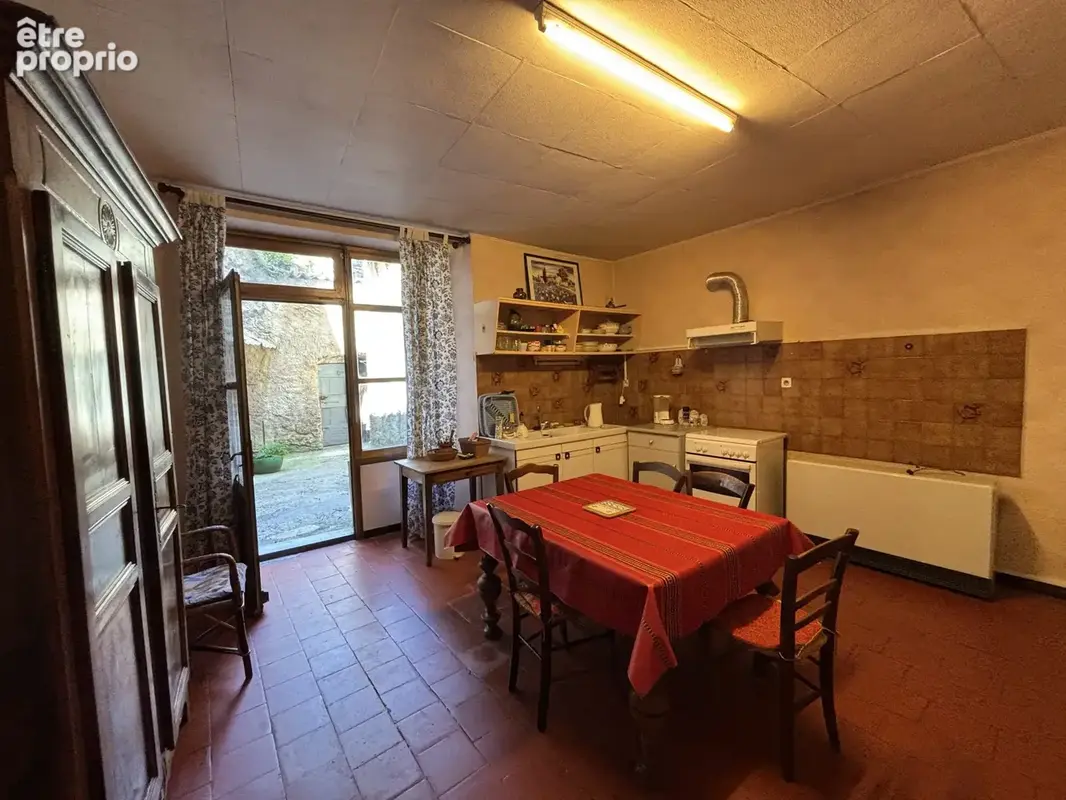 Maison 5 pièces 146 m² à vendre à Die (26150) - photo 2