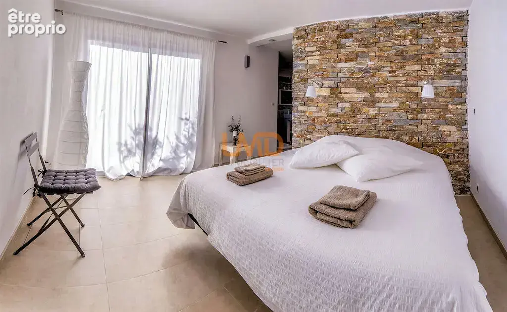 Callas – propriété plusieurs espaces d’accueil, piscine - photo 12