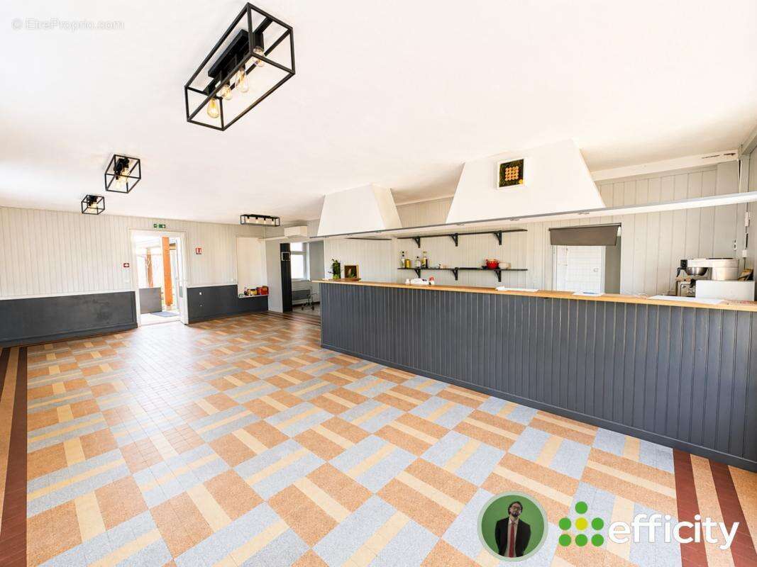 Commerce à ASNANS-BEAUVOISIN