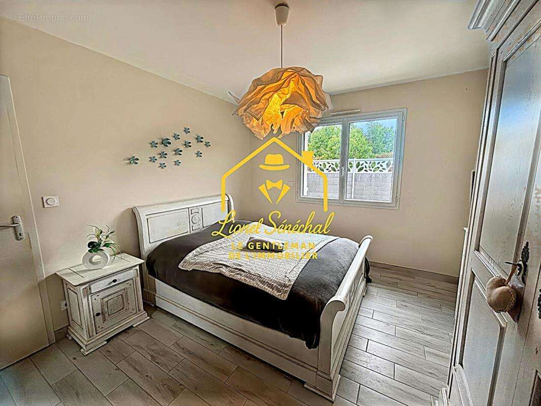 Maison contemporaine 164 m² - Lumineuse, économe en énergie, terrain de 900 m² - photo 7