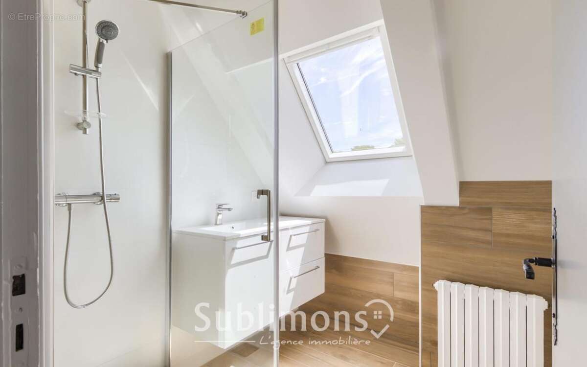 Maison à LOCOAL-MENDON