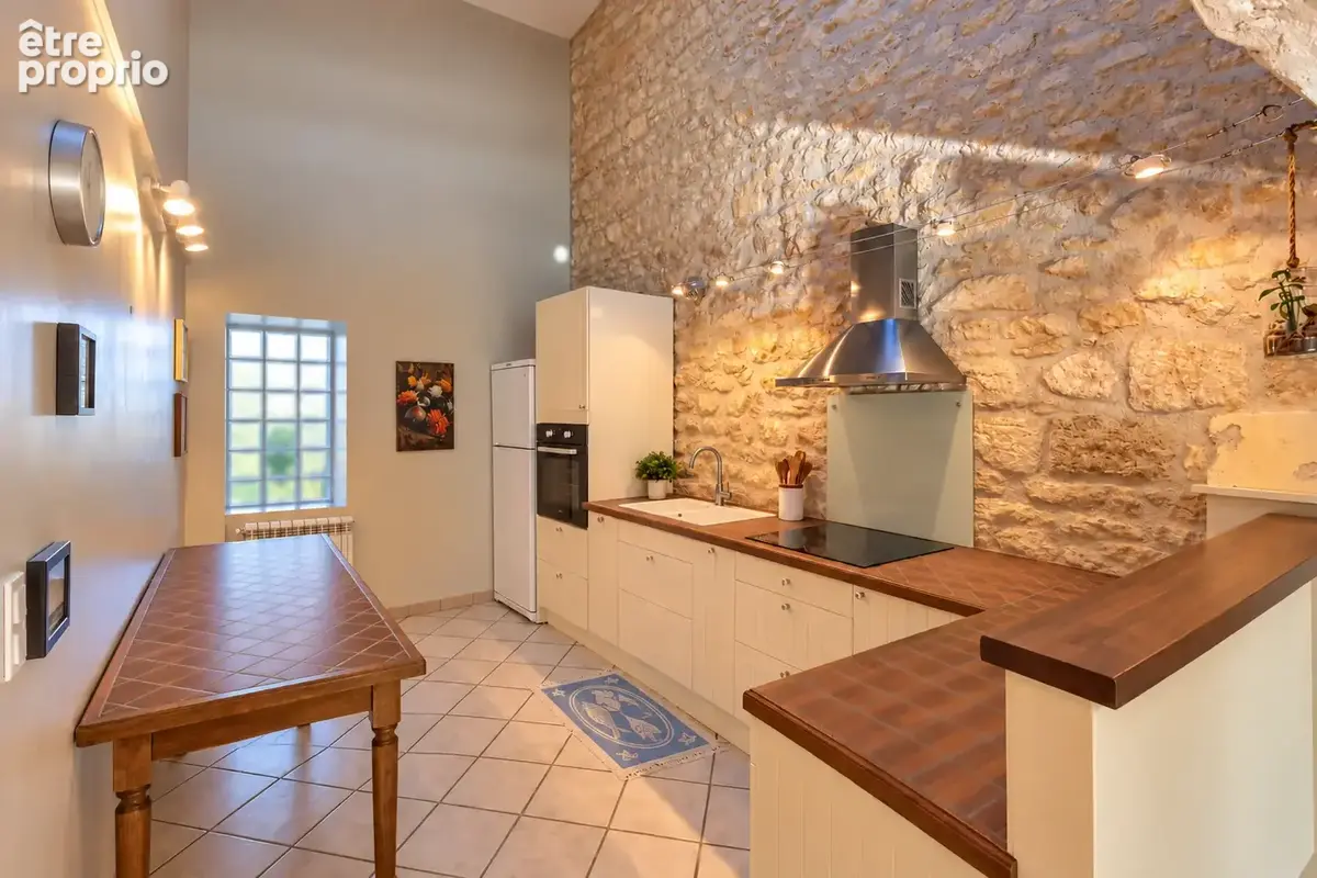 Maison de charme en pierre   135 m2   4 chambres   vie de plain-pied - photo 5