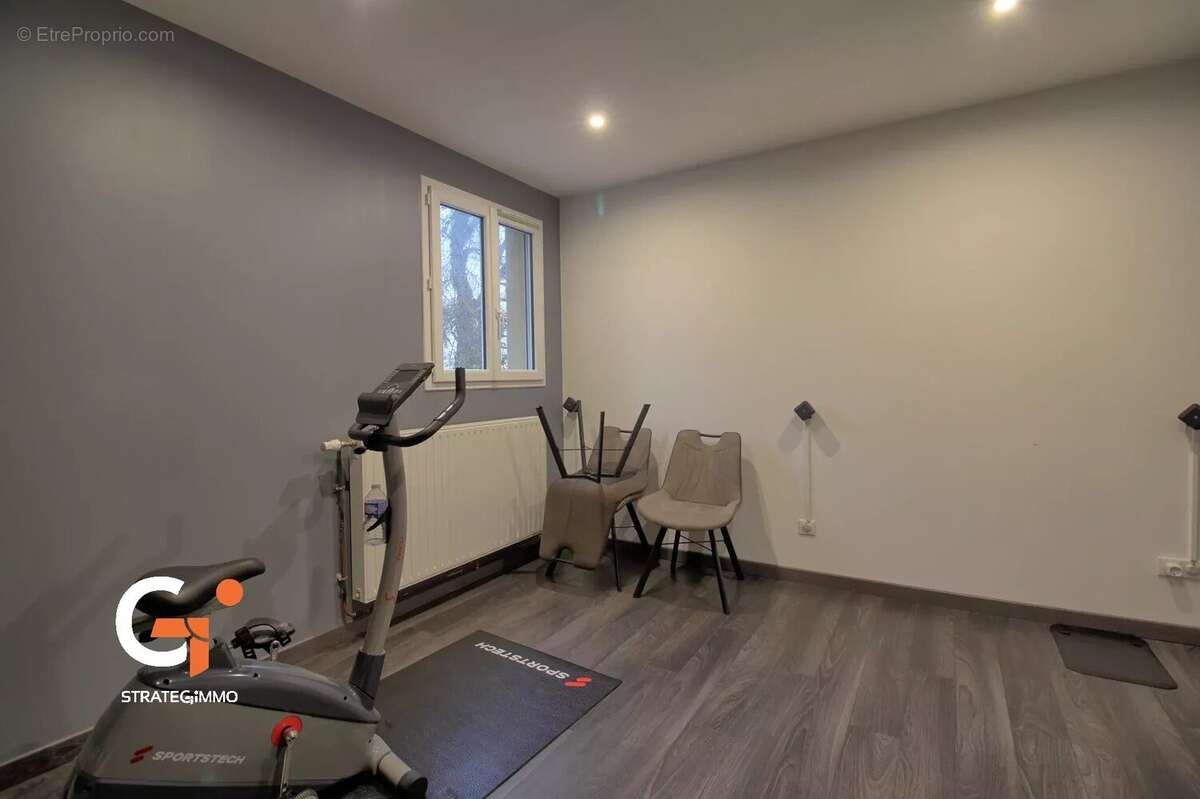 Maison à LONGUEVILLE-SUR-SCIE