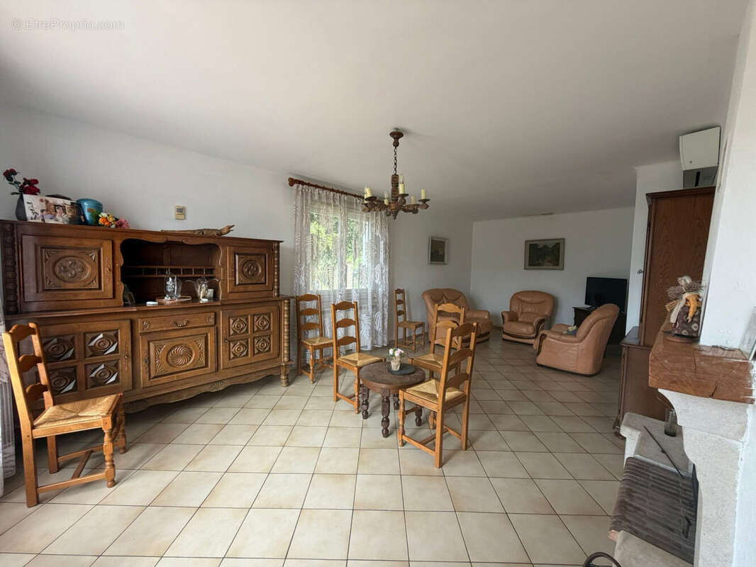 Maison à GONFARON