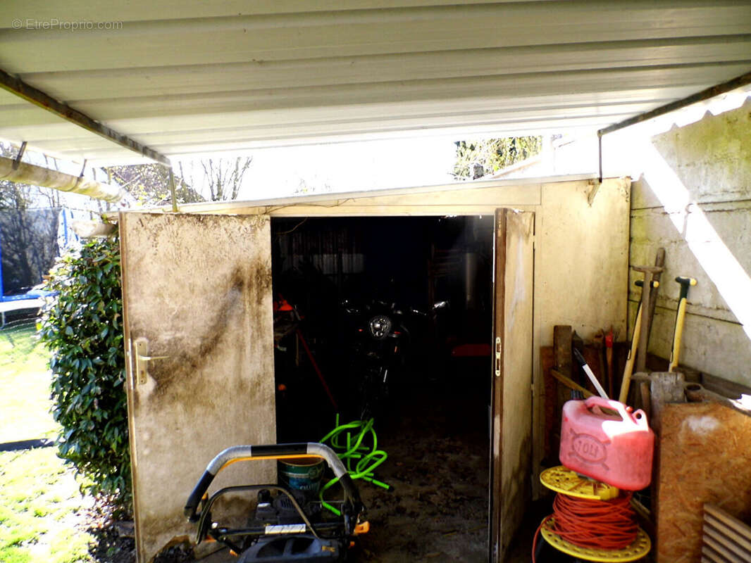 Maison à VAUX-ANDIGNY