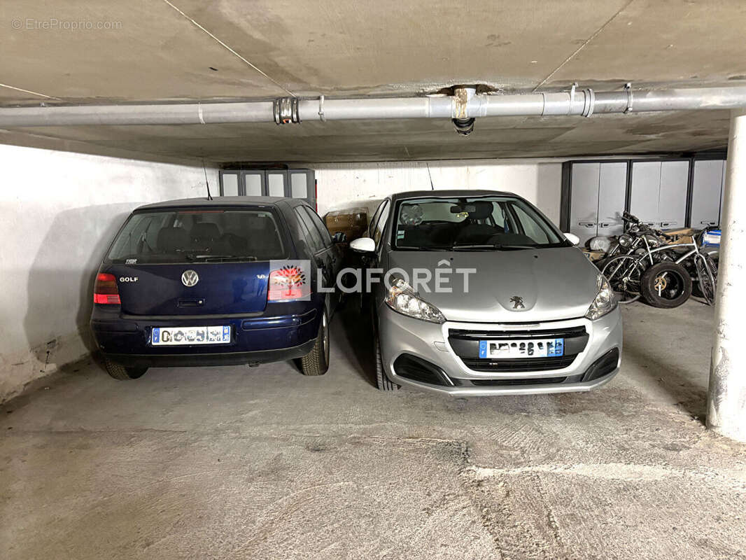 Maison à SAINT-LAURENT-DU-VAR