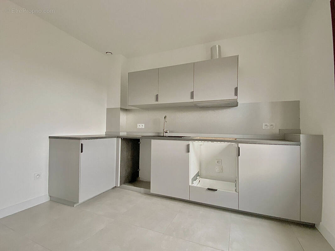 Appartement à BALLAN-MIRE