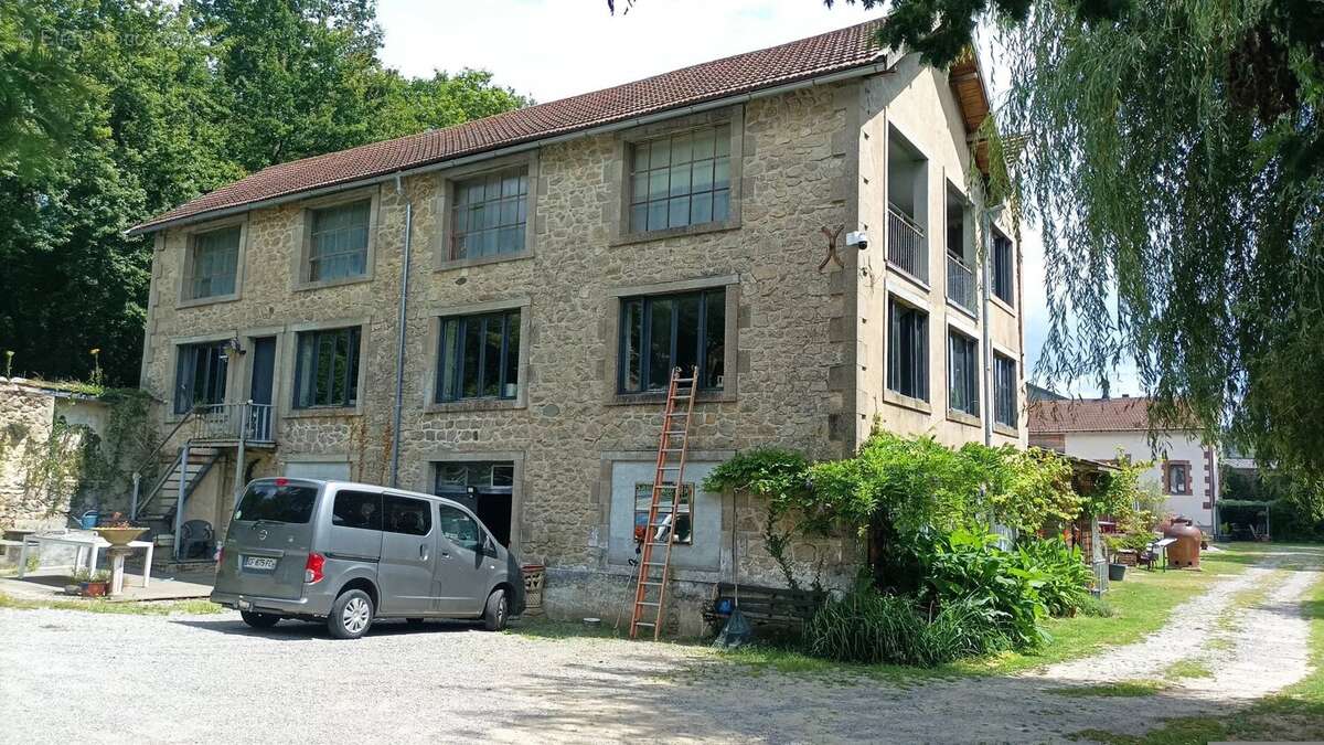 Maison à SAINT-JUNIEN