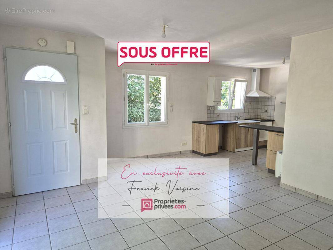 Maison à LES HERBIERS