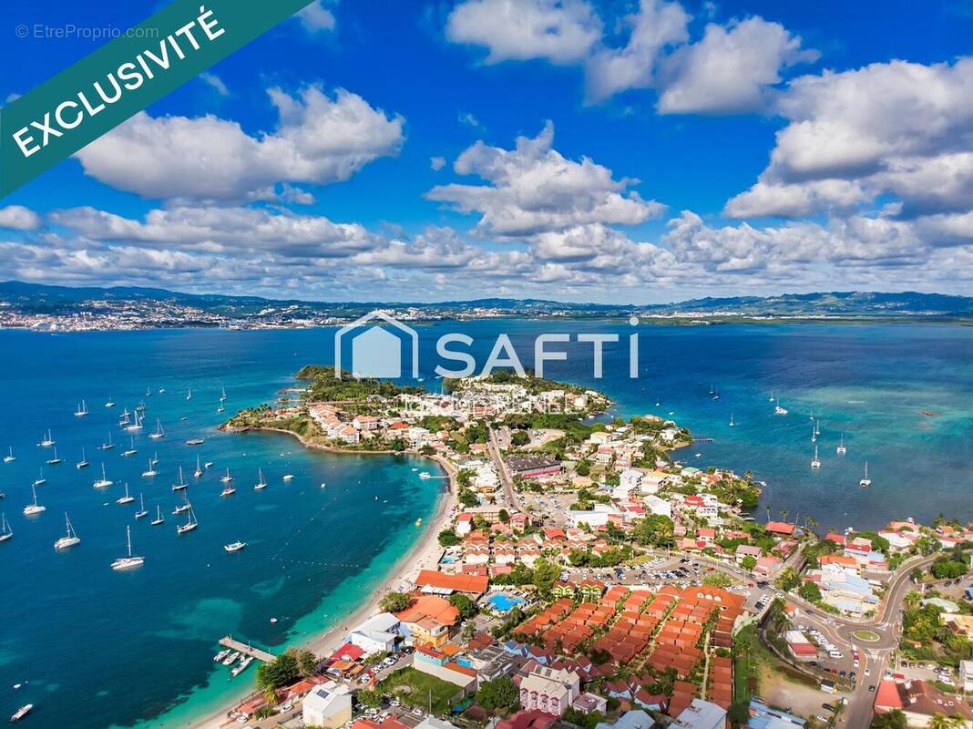 Photo 1 - Commerce à LES TROIS-ILETS