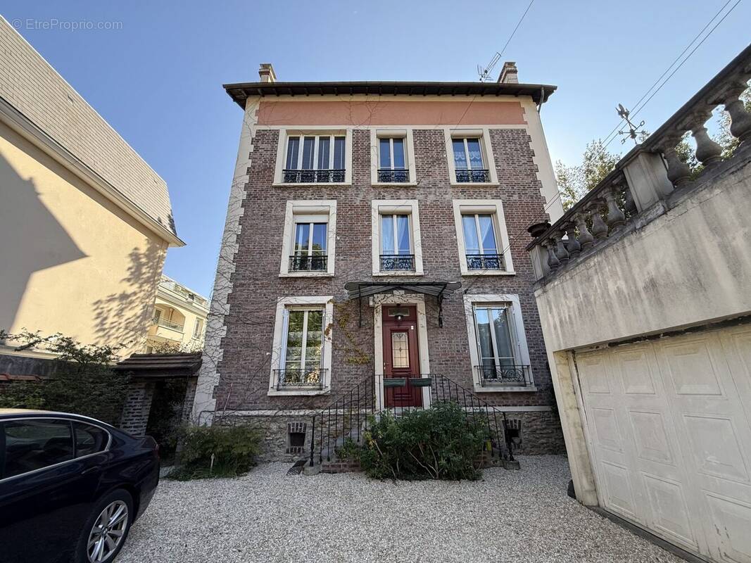 Maison à LIVRY-GARGAN