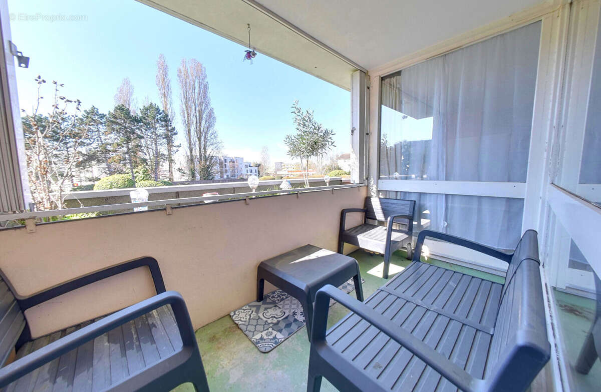 Appartement à ROISSY-EN-BRIE