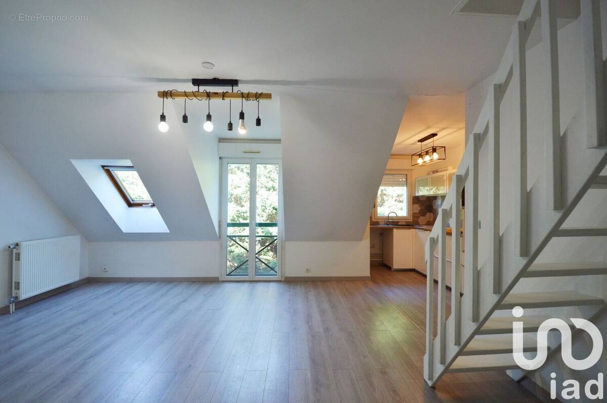 Photo 1 - Appartement à BRIE-COMTE-ROBERT