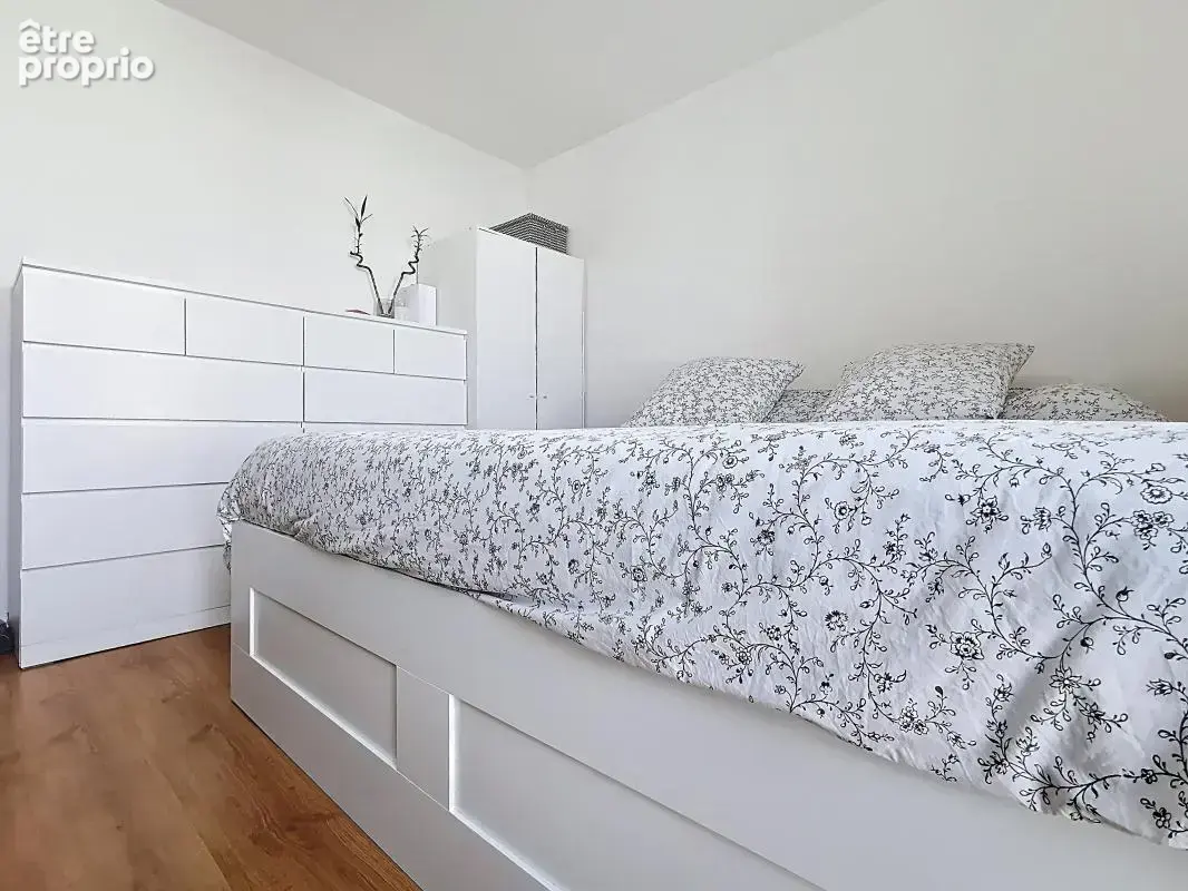 Appartement - 1 Chambre - Balcon - Proches toutes commodités - Jolie vue dégagée - photo 9