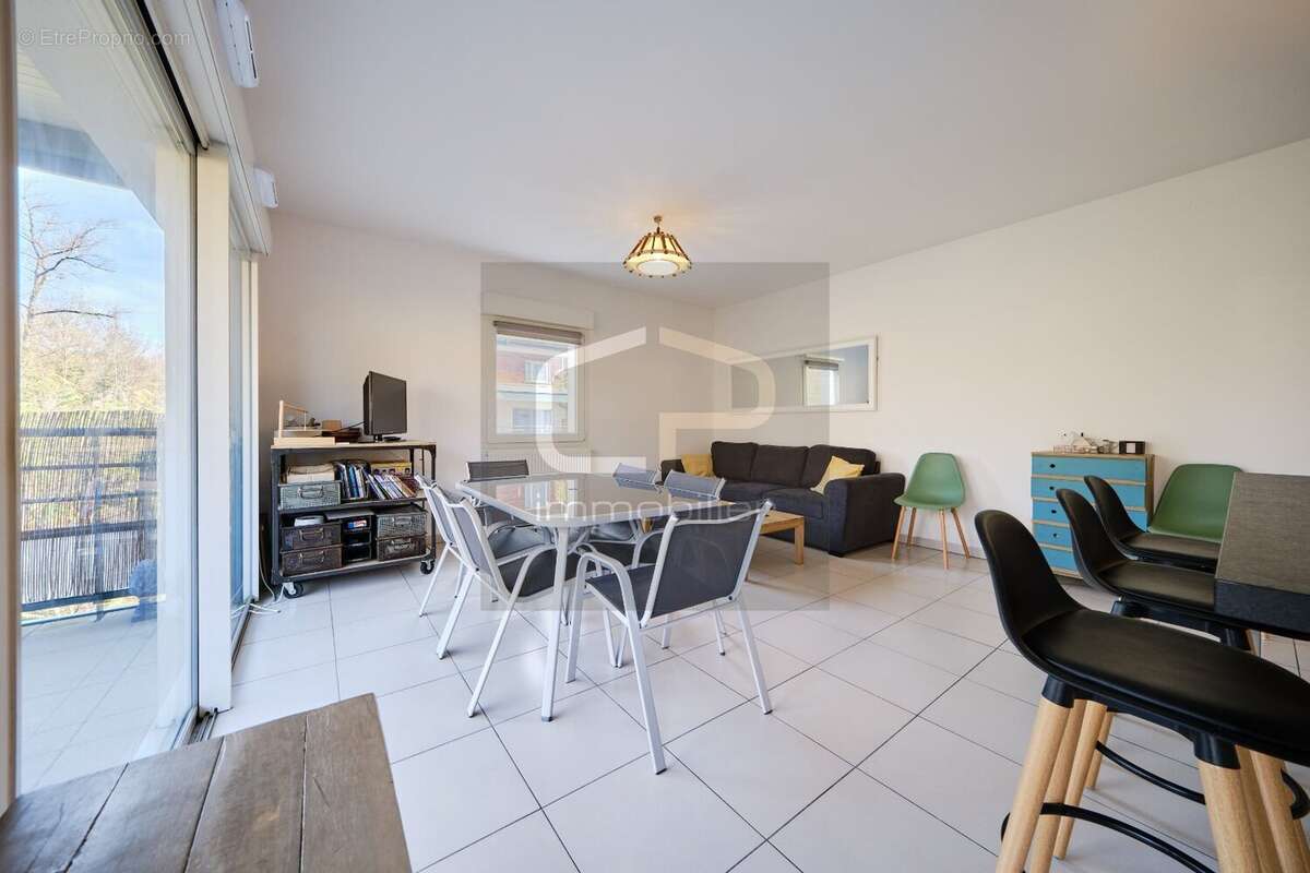 Appartement à ANNECY-LE-VIEUX