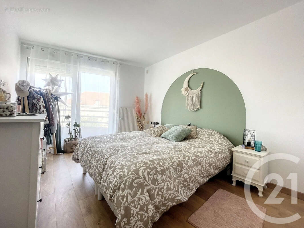 Appartement 64 m² à Reims  - photo 8